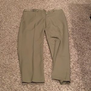 Hangar Classic Fit dress pants